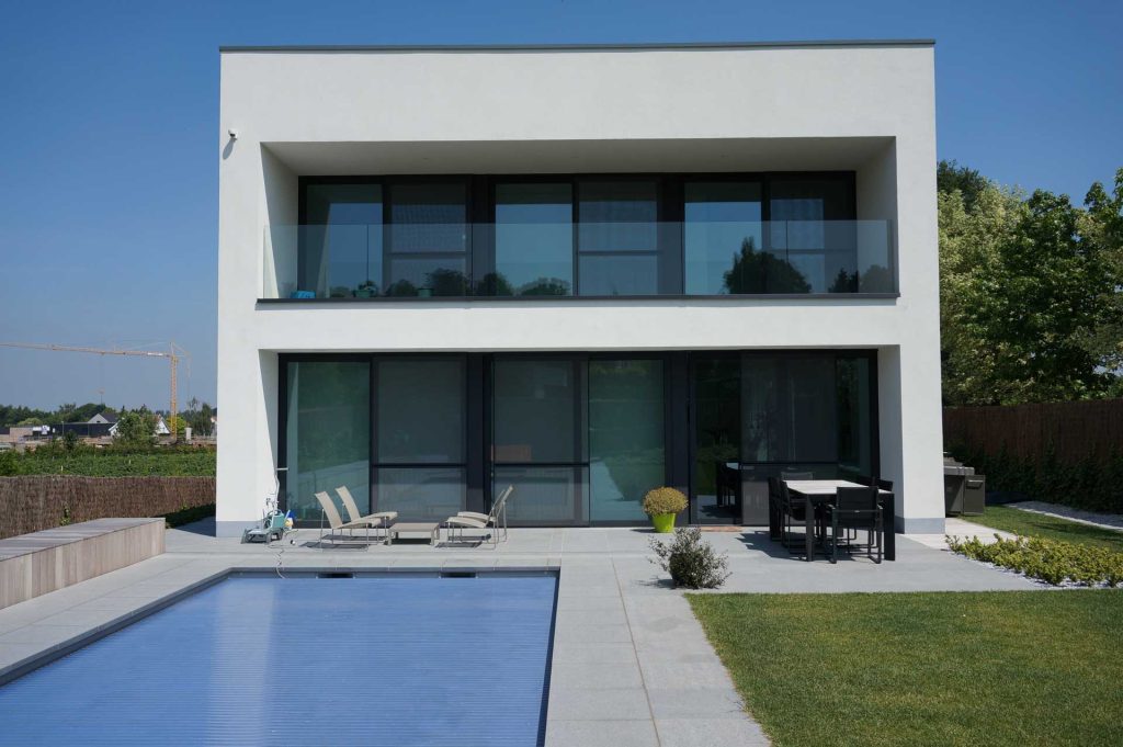 Hefschuifdeur in aluminium met slank profiel en HR-beglazing